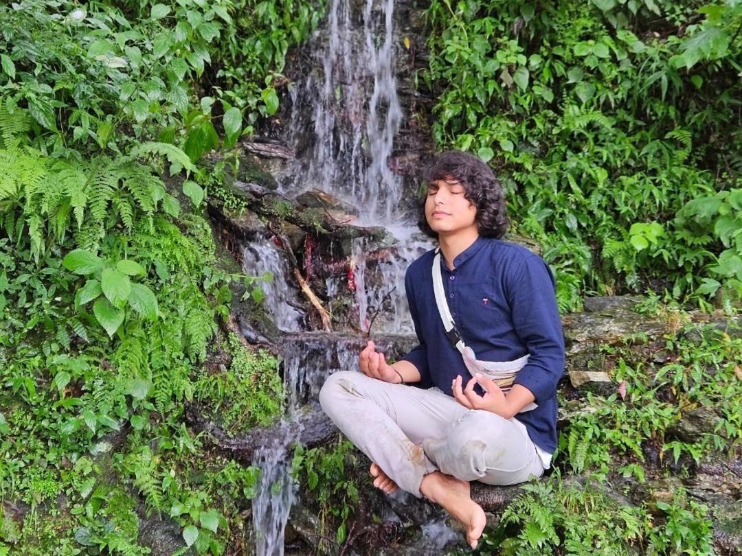 Katyuri Kings Divine Stay- Babaji'S Cave Dwarahat Εξωτερικό φωτογραφία