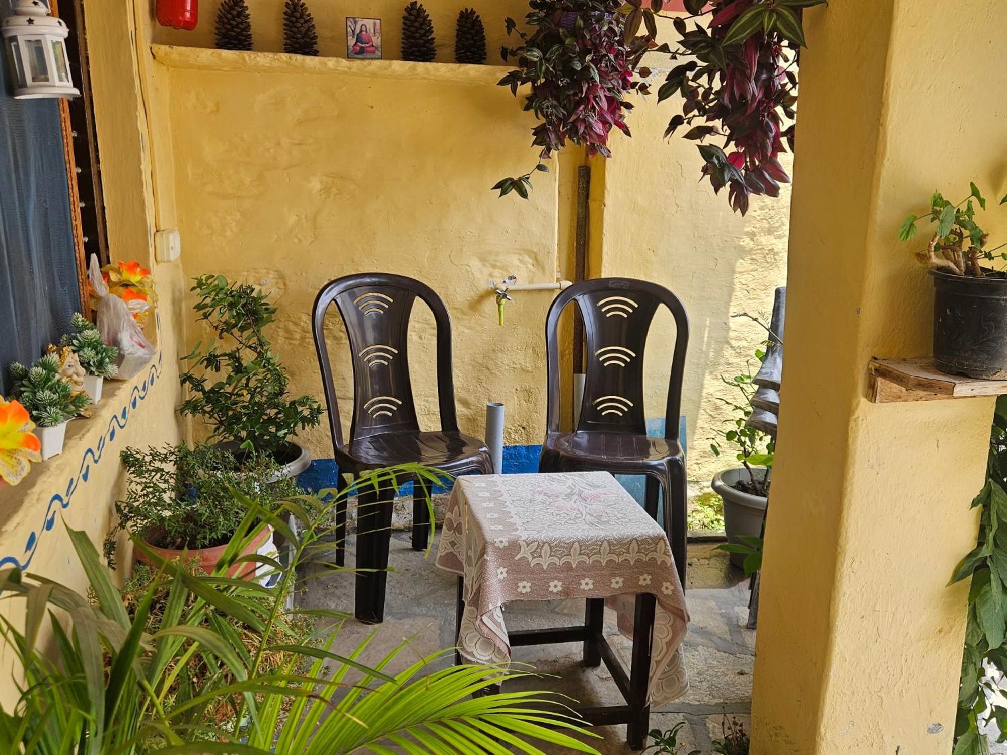 Katyuri Kings Divine Stay- Babaji'S Cave Dwarahat Δωμάτιο φωτογραφία